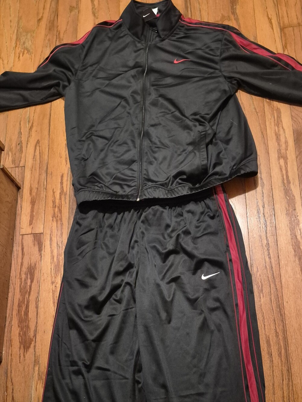 Nike Mens Sz XL Black Red Tracksuit BNWT